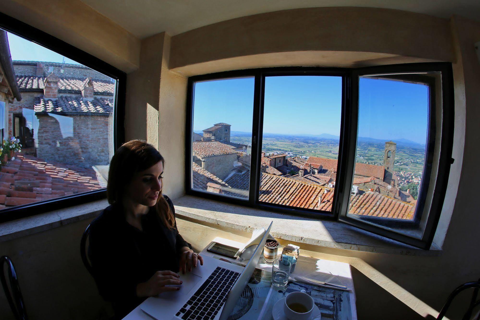 Hotel Italia Cortona Eksteriør billede